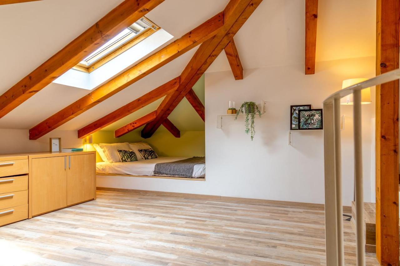 Apartamento de 80 m² en Trieste Centro Ciudad, con 3 habitación Exterior foto