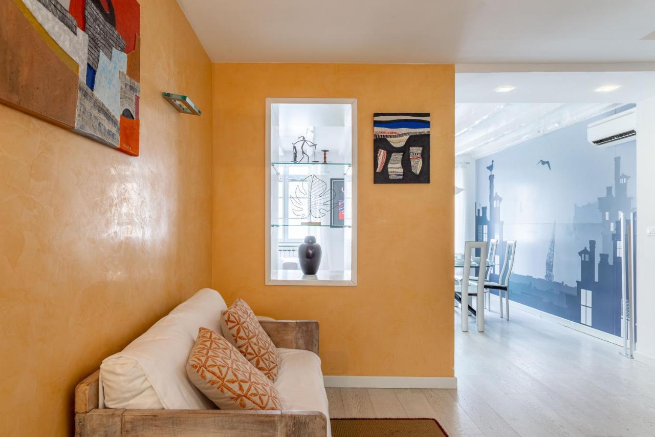 Apartamento de 80 m² en Trieste Centro Ciudad, con 3 habitación Exterior foto